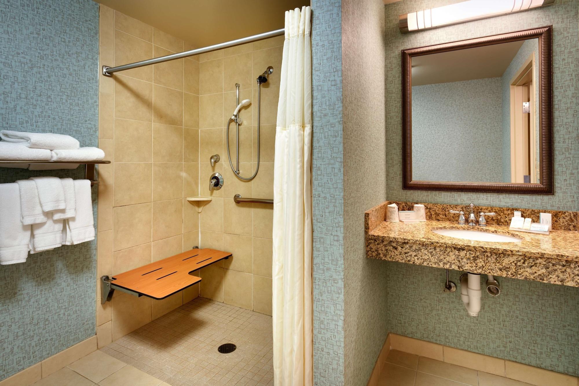 Hilton Garden Inn Clarksville Bagian luar foto