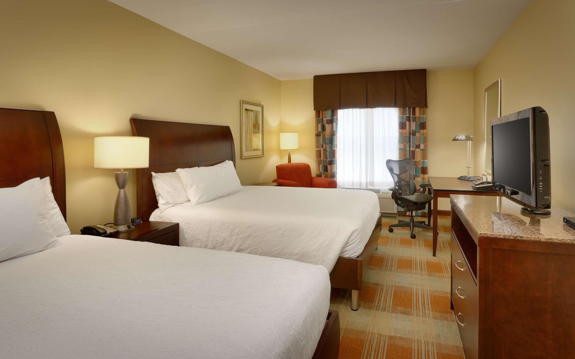 Hilton Garden Inn Clarksville Bagian luar foto