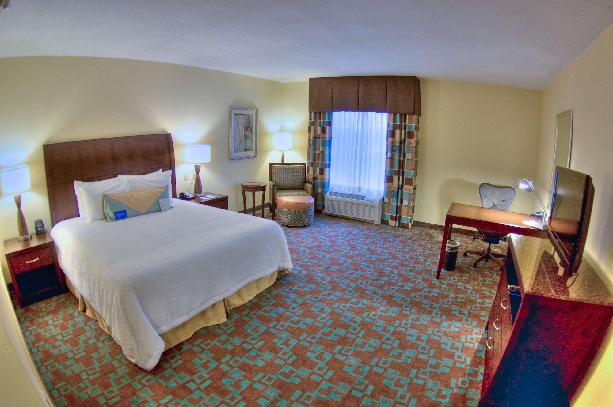 Hilton Garden Inn Clarksville Bagian luar foto