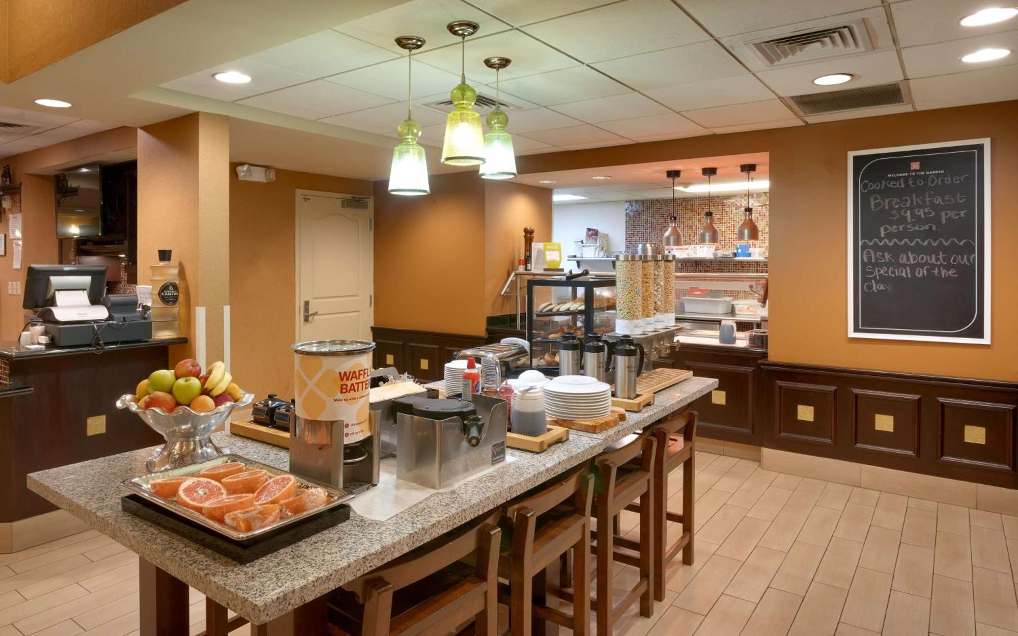 Hilton Garden Inn Clarksville Bagian luar foto