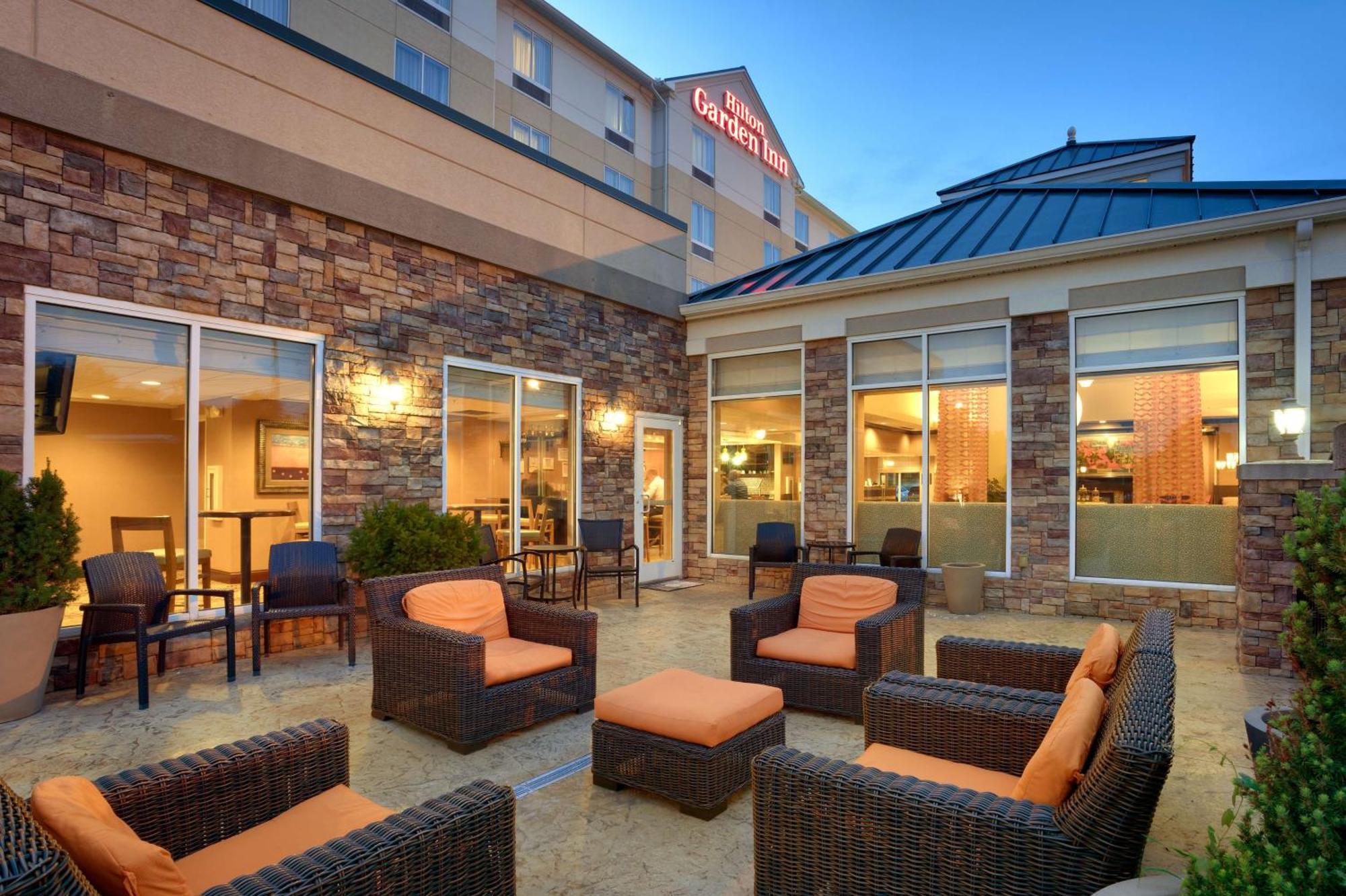 Hilton Garden Inn Clarksville Bagian luar foto