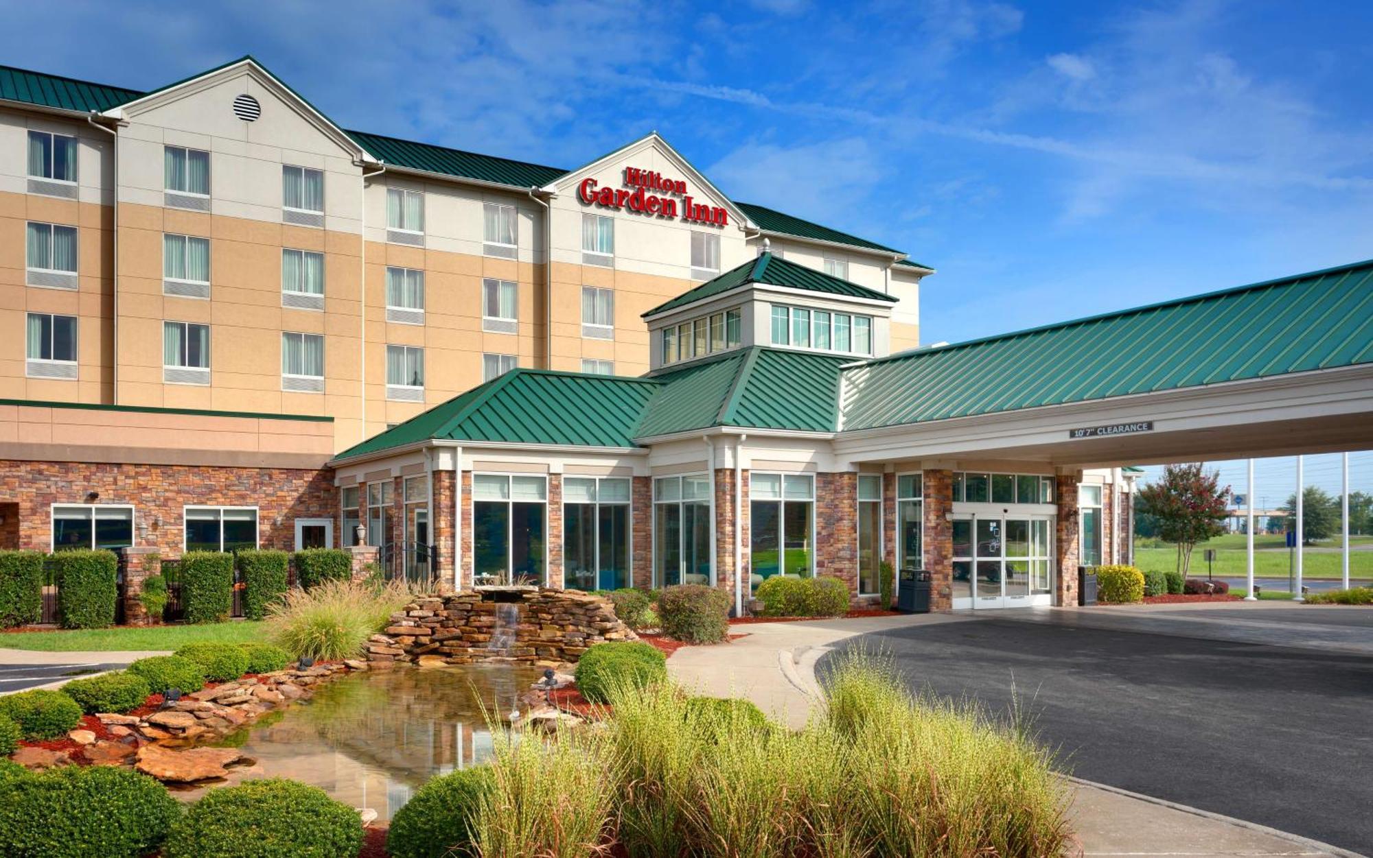 Hilton Garden Inn Clarksville Bagian luar foto